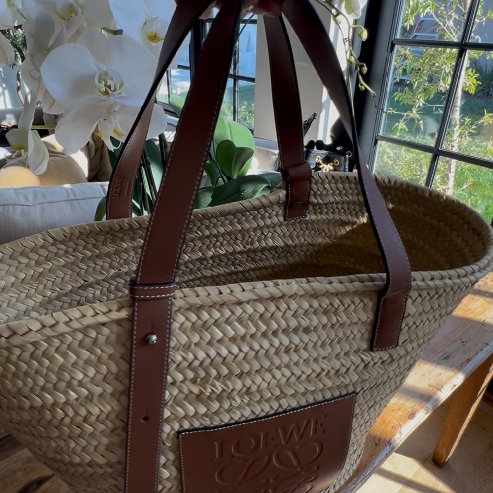 Loewe Natural Straw Tote with Tan Leather Handles - Picture 3 of 10